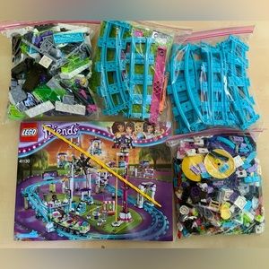 LEGO kits (Lot of 7)